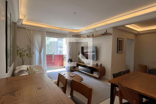 Sala de apartamento para alugar com 2 quartos, 100m² em Itararé, Santos