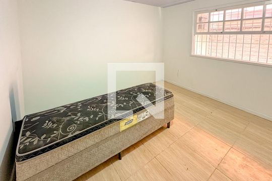 Sala/Quarto de kitnet/studio para alugar com 1 quarto, 18m² em Jardim Cidade de Florianopolis, São José