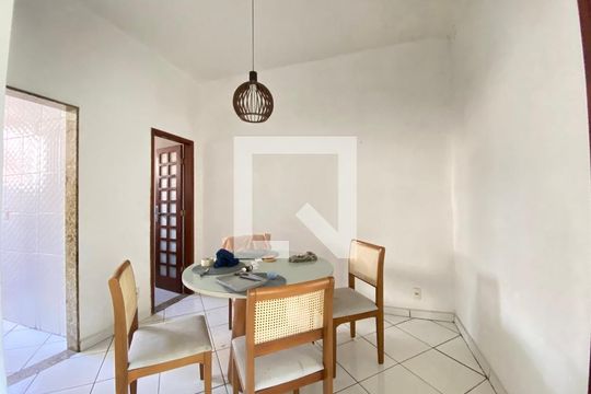 Casa para alugar com 1 quarto, 95m² em Maria da Graça, Rio de Janeiro