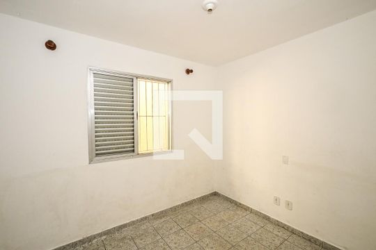 Quarto 1 de casa à venda com 2 quartos, 160m² em Vila das Belezas, São Paulo