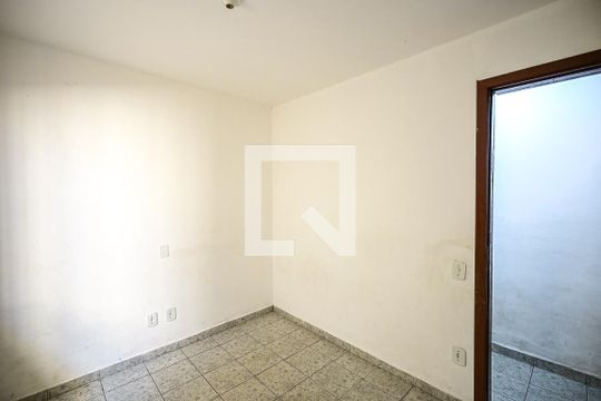 Quarto 1 de casa à venda com 2 quartos, 160m² em Vila das Belezas, São Paulo