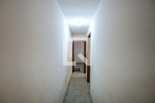 Corredor de casa à venda com 2 quartos, 160m² em Vila das Belezas, São Paulo