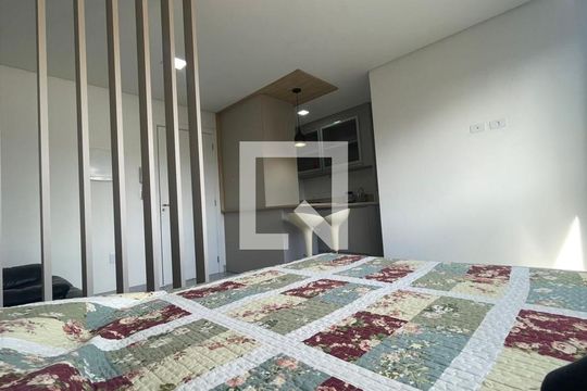 Kitnet/Studio para alugar com 1 quarto, 23m² em Centro, Curitiba