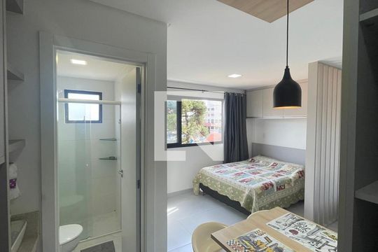 Kitnet/Studio para alugar com 1 quarto, 23m² em Centro, Curitiba