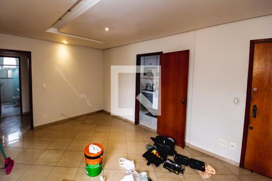 Apartamento à venda com 4 quartos, 112m² em Castelo, Belo Horizonte