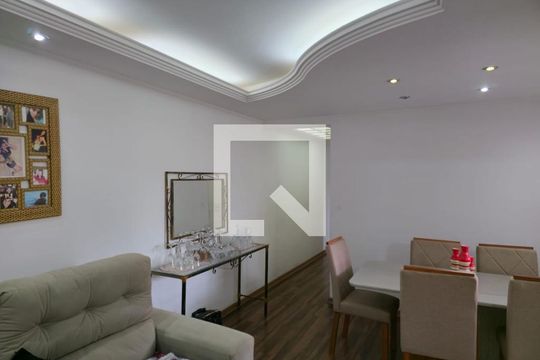 Sala  de apartamento para alugar com 3 quartos, 87m² em Jardim Vila Galvao, Guarulhos