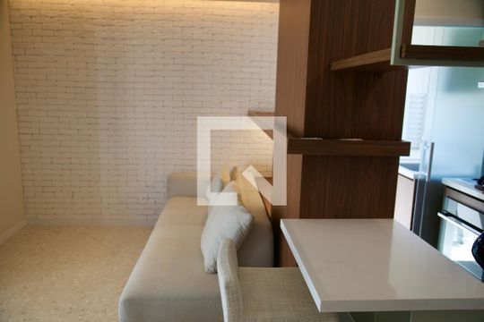 Sala de apartamento à venda com 2 quartos, 65m² em Itaim Bibi, São Paulo