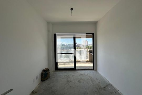 Sala de apartamento à venda com 2 quartos, 70m² em Vila Creti, Barueri