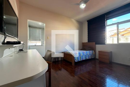 Suíte de casa à venda com 3 quartos, 167m² em Santa Ines, Belo Horizonte