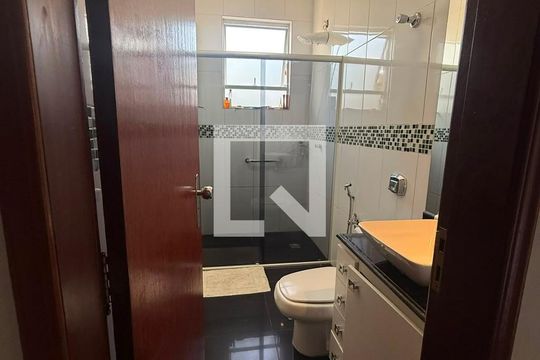 Banheiro da Suíte de casa à venda com 3 quartos, 167m² em Santa Ines, Belo Horizonte