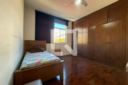 Suíte de casa à venda com 3 quartos, 167m² em Santa Ines, Belo Horizonte