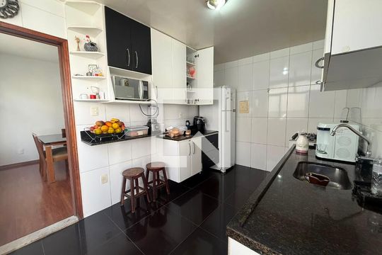Cozinha de casa à venda com 3 quartos, 167m² em Santa Ines, Belo Horizonte