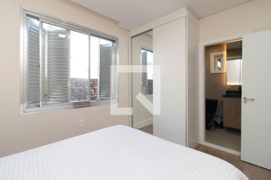 Suíte de apartamento à venda com 2 quartos, 81m² em Cidade Baixa, Porto Alegre
