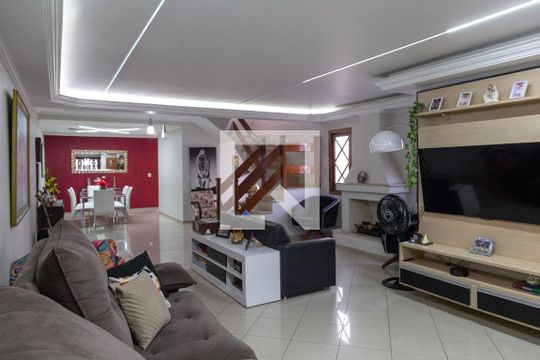 Sala de casa à venda com 3 quartos, 375m² em Parque Renato Maia, Guarulhos