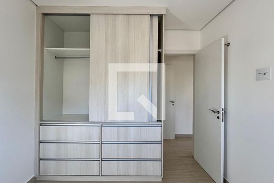 Quarto 1 de apartamento à venda com 3 quartos, 86m² em Vila Itapura, Campinas