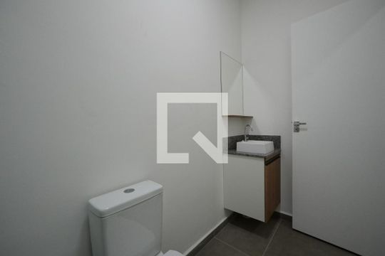 Banheiro de kitnet/studio para alugar com 1 quarto, 18m² em Vila Mariana, São Paulo