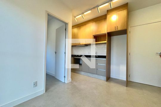 Sala de apartamento para alugar com 2 quartos, 44m² em Vila Guarani, São Paulo