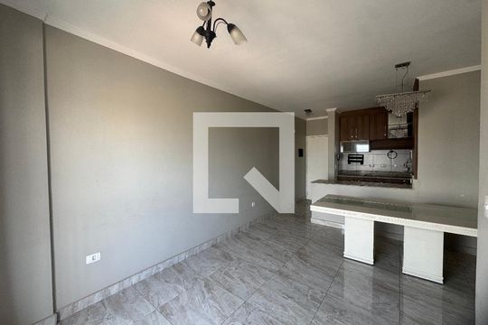 Sala de apartamento à venda com 3 quartos, 68m² em Vila Milton, Guarulhos
