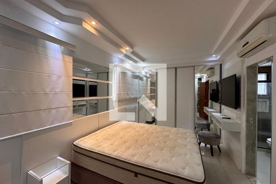 Suíte 1 de casa de condomínio para alugar com 4 quartos, 260m² em Recreio dos Bandeirantes, Rio de Janeiro