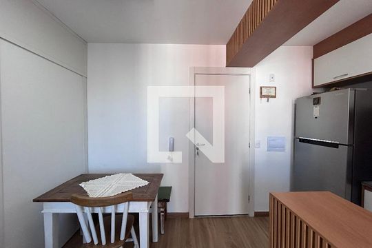 Sala de apartamento à venda com 1 quarto, 40m² em Usina Piratininga, São Paulo