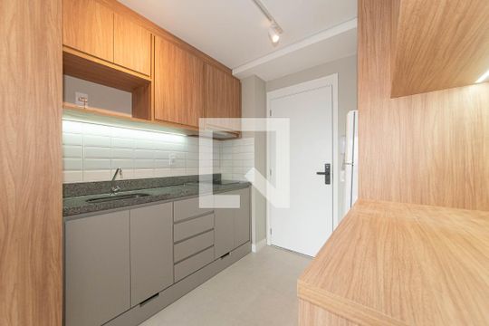 Sala - Cozinha Integrada de kitnet/studio à venda com 1 quarto, 30m² em Vila Cordeiro, São Paulo