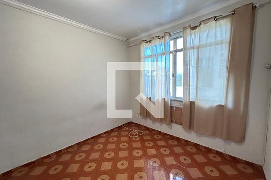 Quarto de apartamento para alugar com 1 quarto, 56m² em Pilares, Rio de Janeiro