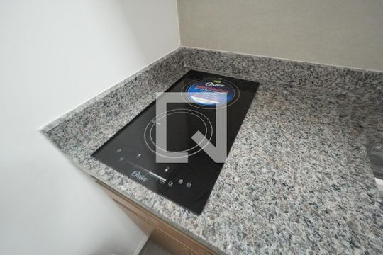 Cozinha de kitnet/studio para alugar com 1 quarto, 18m² em Vila Mariana, São Paulo