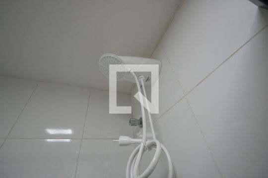 Banheiro de kitnet/studio para alugar com 1 quarto, 34m² em Vila Mariana, São Paulo