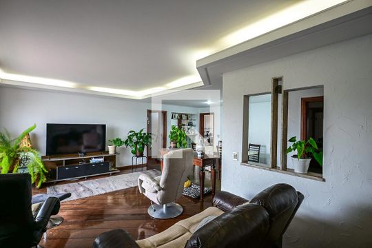 Sala de apartamento à venda com 4 quartos, 170m² em Vila Morse, São Paulo