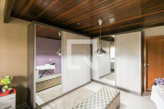 Suíte de casa à venda com 4 quartos, 38m² em Estância Velha, Canoas