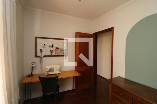 Quarto de casa à venda com 3 quartos, 158m² em Jardim Vila Formosa, São Paulo