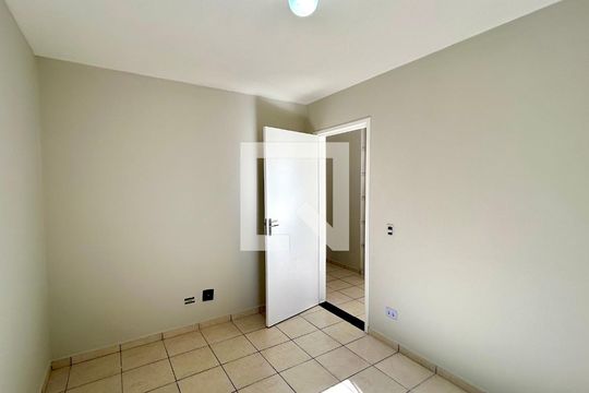 Quarto 1 de apartamento para alugar com 2 quartos, 53m² em Vila Sadokim, Guarulhos