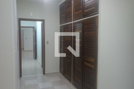 Quarto de casa para alugar com 9 quartos, 476m² em Jardim Faculdade, Sorocaba