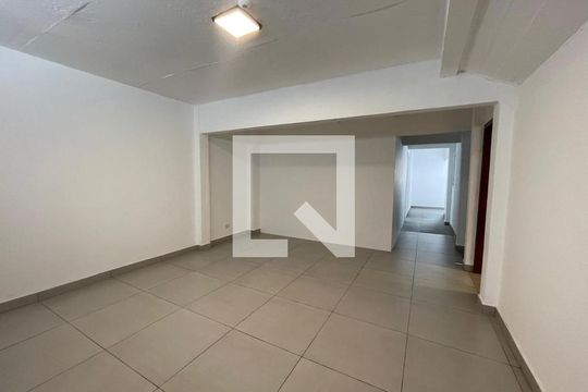 Kitnet/Studio para alugar com 1 quarto, 26m² em Centro, São Leopoldo