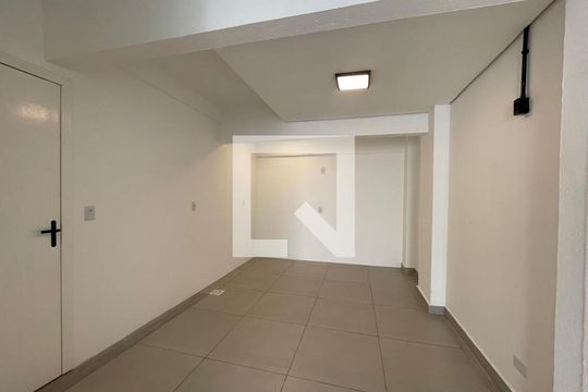 Kitnet/Studio para alugar com 1 quarto, 25m² em Centro, São Leopoldo