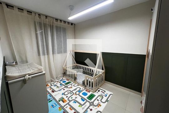 Quarto de apartamento à venda com 2 quartos, 56m² em Conjunto Residencial José Bonifácio, São Paulo
