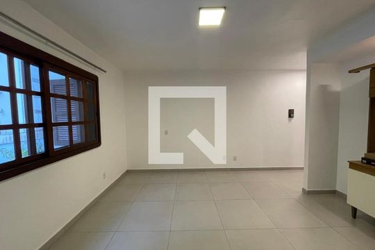 Studio de kitnet/studio para alugar com 1 quarto, 28m² em Centro, São Leopoldo