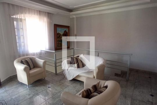 Kitnet/Studio para alugar com 4 quartos, 360m² em Fonte Grande, Contagem