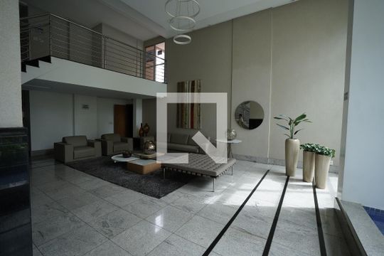 Apartamento para alugar com 3 quartos, 120m² em Nova Suiça, Goiânia