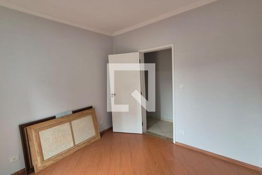 Casa à venda com 3 quartos, 176m² em Vila Alpina, Santo André