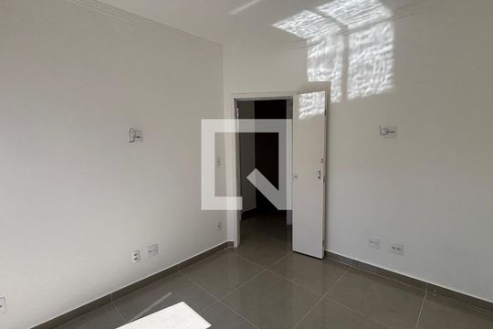 Suite de apartamento à venda com 2 quartos, 58m² em Parque das Nações, Santo André