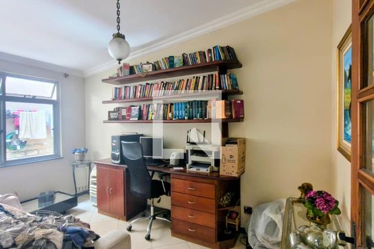 Quarto de apartamento à venda com 3 quartos, 136m² em Palmares, Belo Horizonte