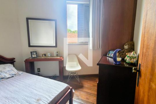 Quarto de apartamento à venda com 3 quartos, 136m² em Palmares, Belo Horizonte