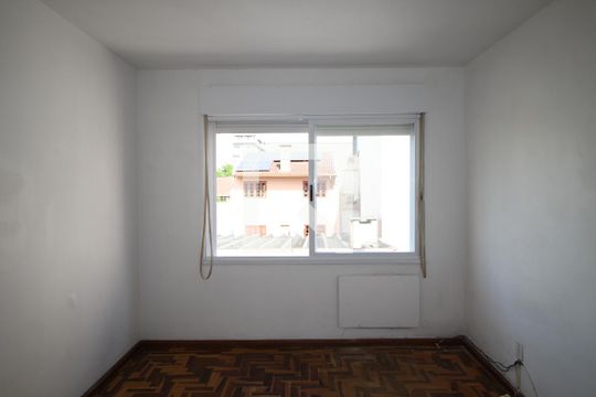 Quarto 2 de apartamento à venda com 2 quartos, 70m² em Floresta, Porto Alegre