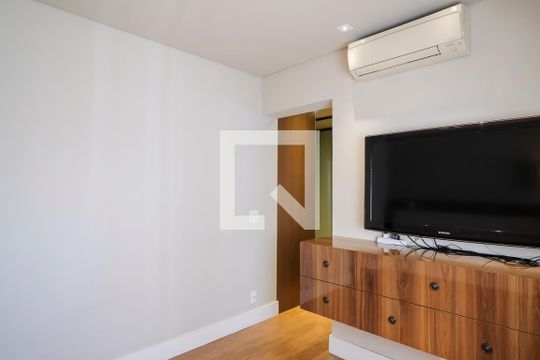 Suíte 1 de apartamento para alugar com 3 quartos, 135m² em Cerâmica, São Caetano do Sul