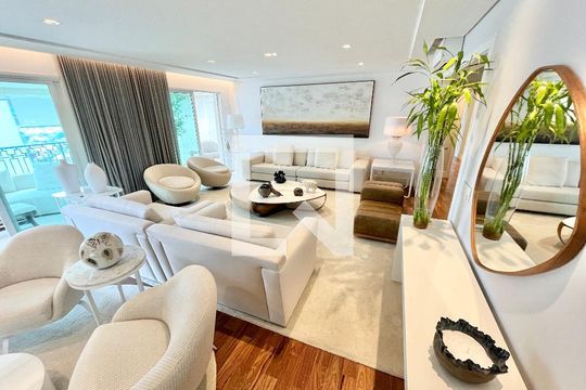 Sala de apartamento para alugar com 3 quartos, 320m² em Água Fria, São Paulo