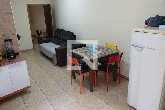 Casa 1 cozinha de casa para alugar com 2 quartos, 100m² em Chácara das Lavras, Guarulhos
