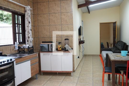 Casa 1 cozinha de casa para alugar com 2 quartos, 100m² em Chácara das Lavras, Guarulhos