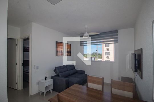 Sala/Cozinha de apartamento à venda com 2 quartos, 45m² em Hípica, Porto Alegre