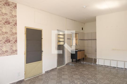 Sala de casa para alugar com 2 quartos, 80m² em Parque Cruzeiro do Sul, São Paulo